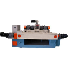 Fast veneer peeling machine lathe